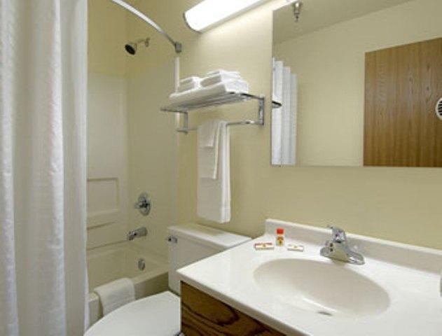 Super 8 By Wyndham Lexington Park/California Area Hotell Rum bild